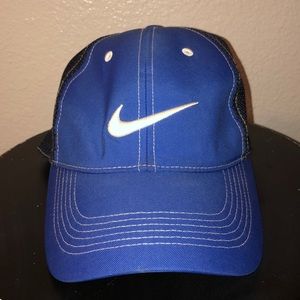 Nike Golf Ball Cap